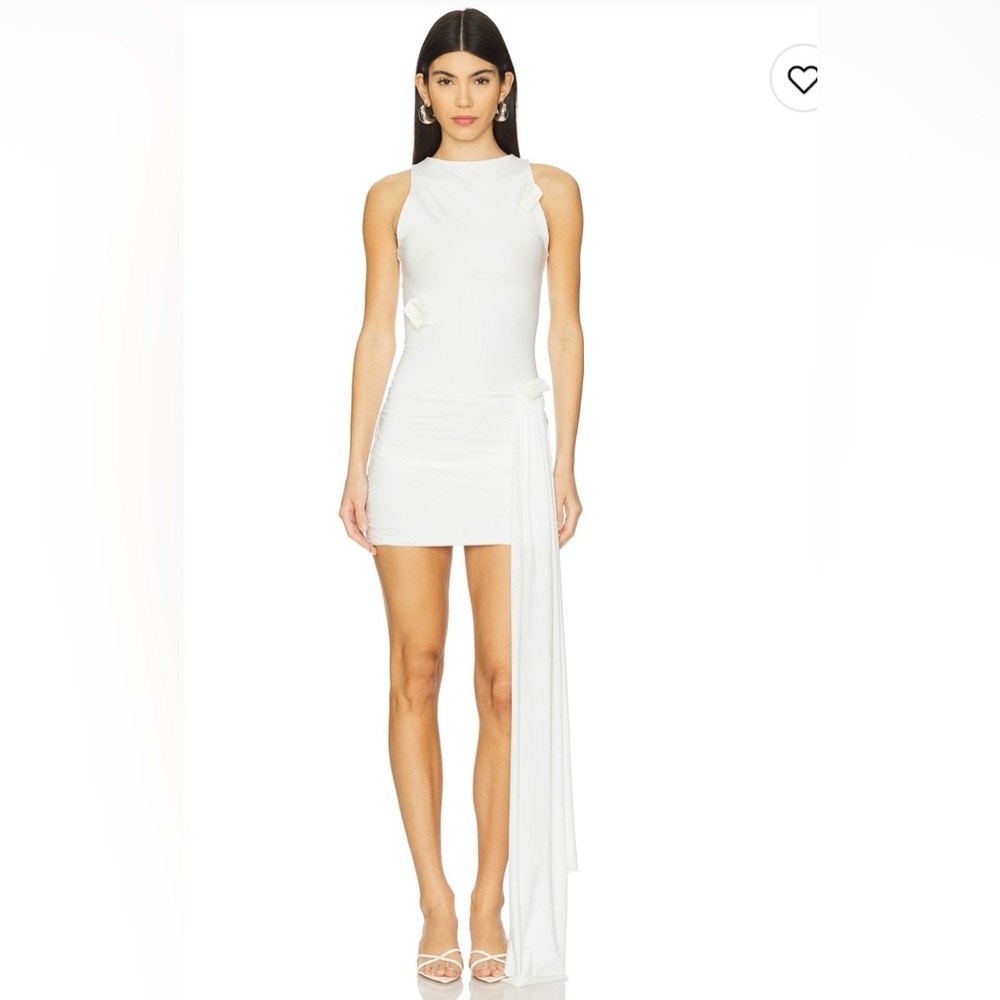 Elegant White Sleeveless Mini Dress